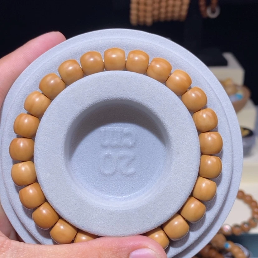 【闪购商品】猴头核桃吊坠?****饼