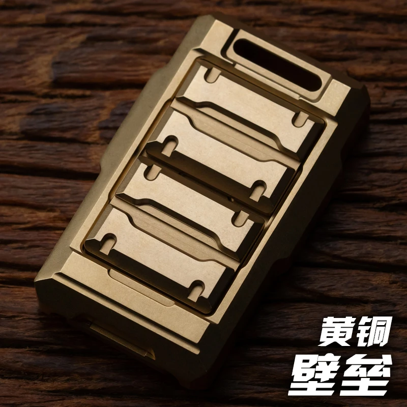 玩吾乐志EDC 壁垒推牌 啪啪牌盾币金属玩具解压神器不锈钢黑科技