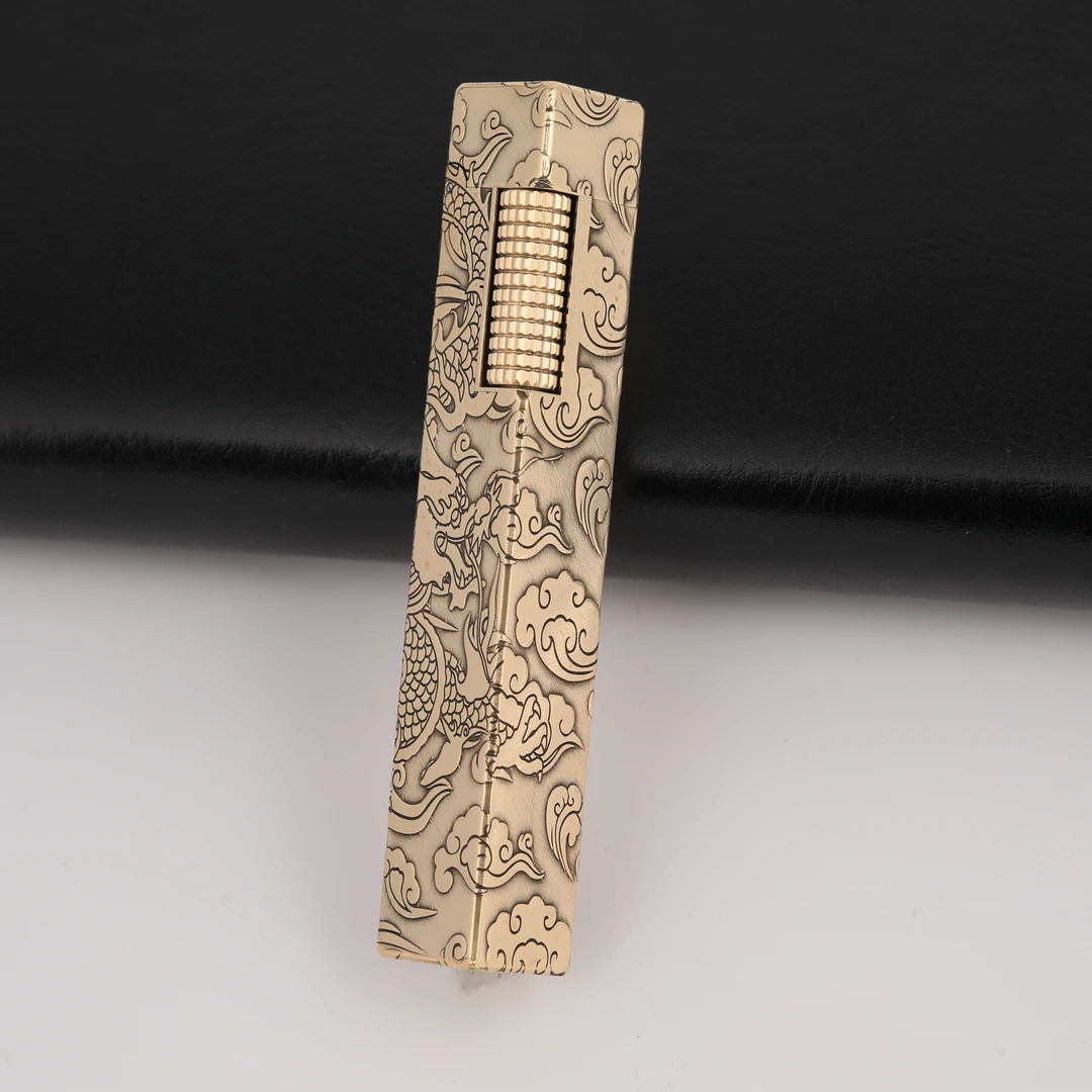 好运达长款祥云龙四方柱黄铜煤油打火机浮雕工艺男士复古把玩收藏