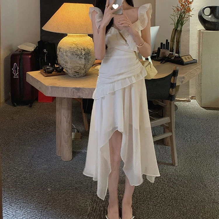 【姐姐裙~】白色吊带连衣裙女可甜可盐不规则温柔风长裙