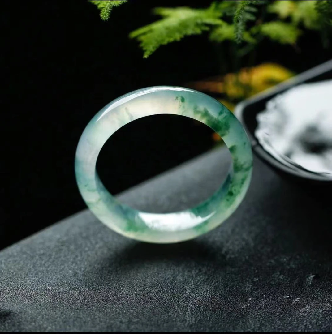 手镯圈口测量方法 教你如何看好自己的圈口和尺寸《做证书》