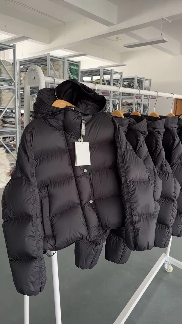 “行走的小火炉”  新国标90白鸭绒高充绒量  加厚保暖女  24-610