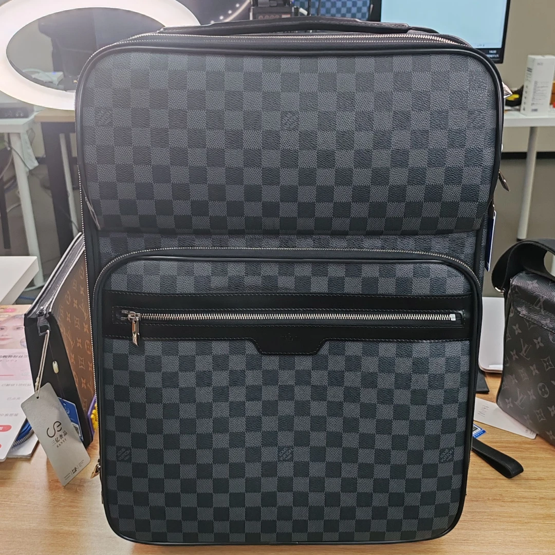 99新  Lv路易威登棋盘格行李箱/Q23