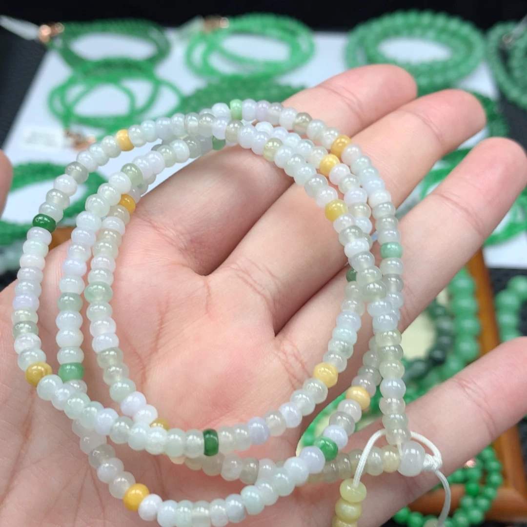 翡翠手链未镶嵌翡翠