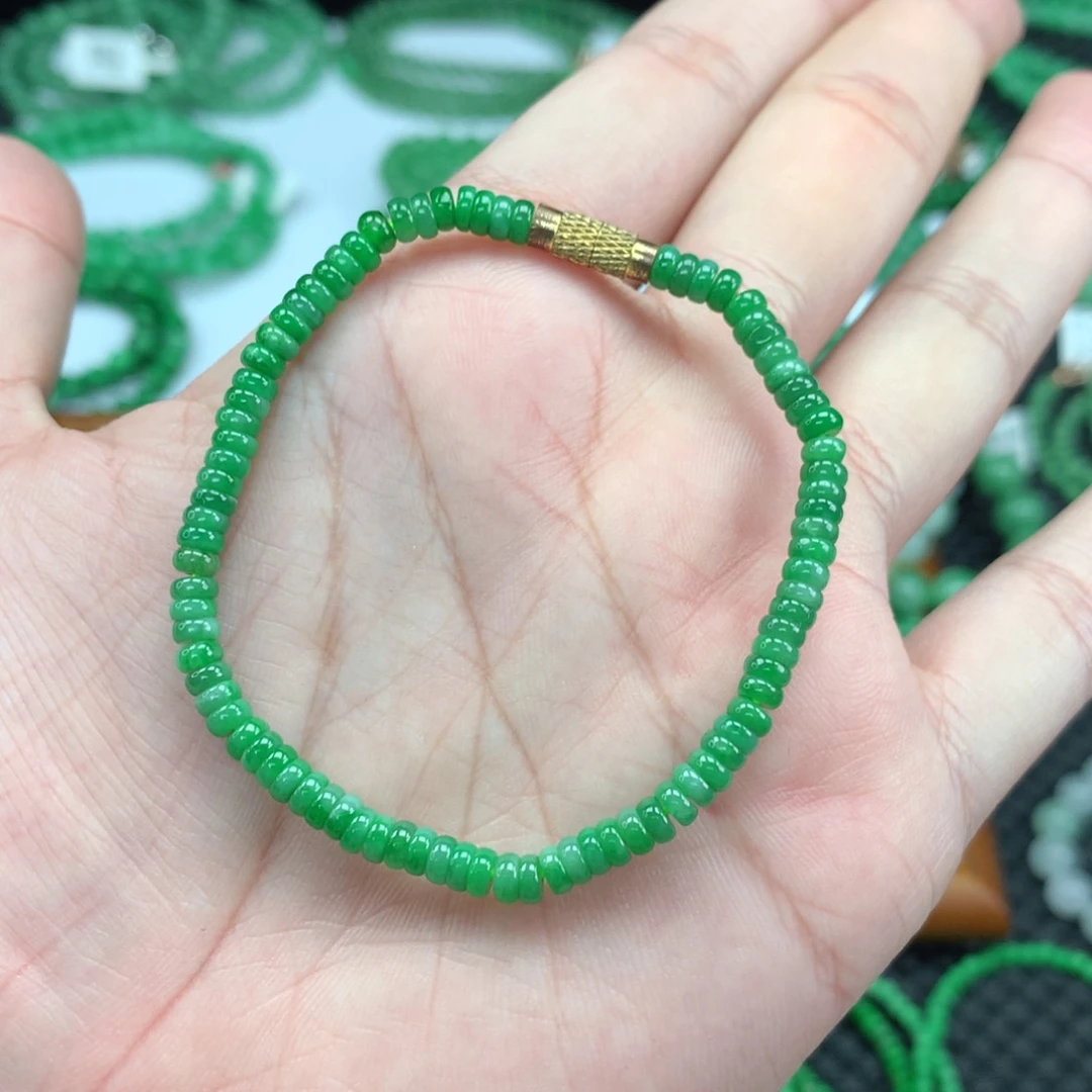 翡翠手链未镶嵌翡翠