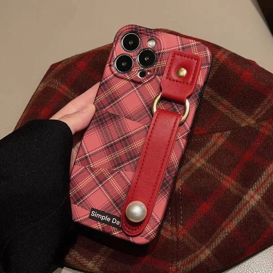 红色/棕色格纹皮质腕带iPhone15promax手机壳苹果14Pro/13硅胶12