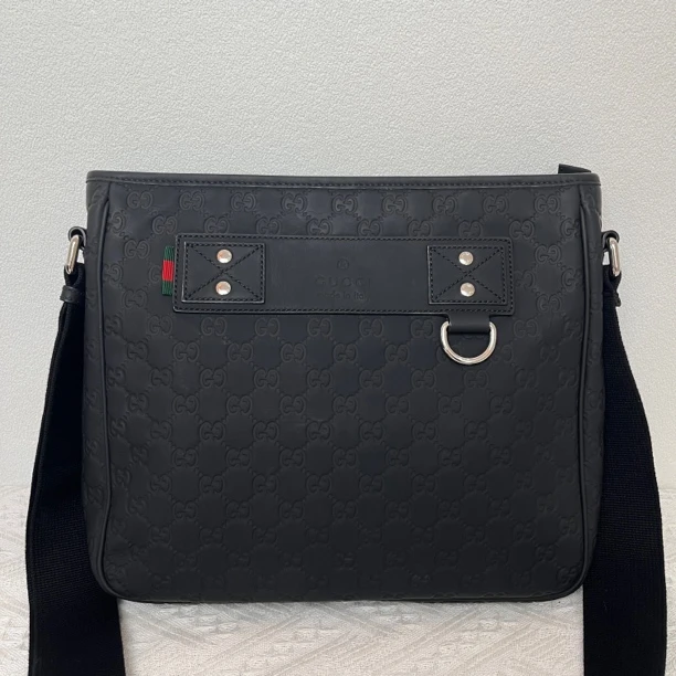 99新 GUCCI/古驰 3354/黑色全皮压纹单肩包