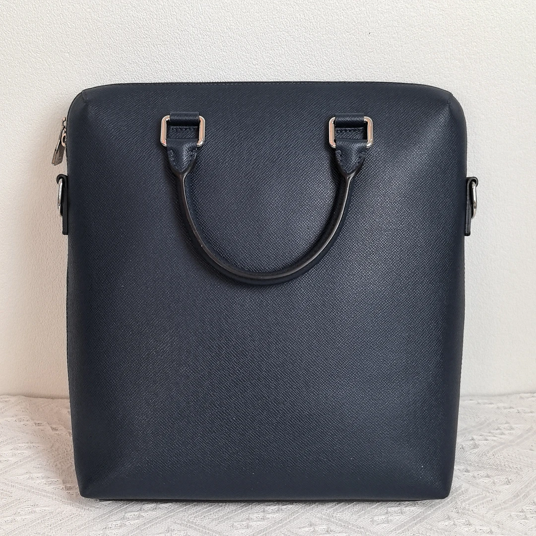99新 LouisVuitton/路易威登 98新/3371男士时尚全皮公文包