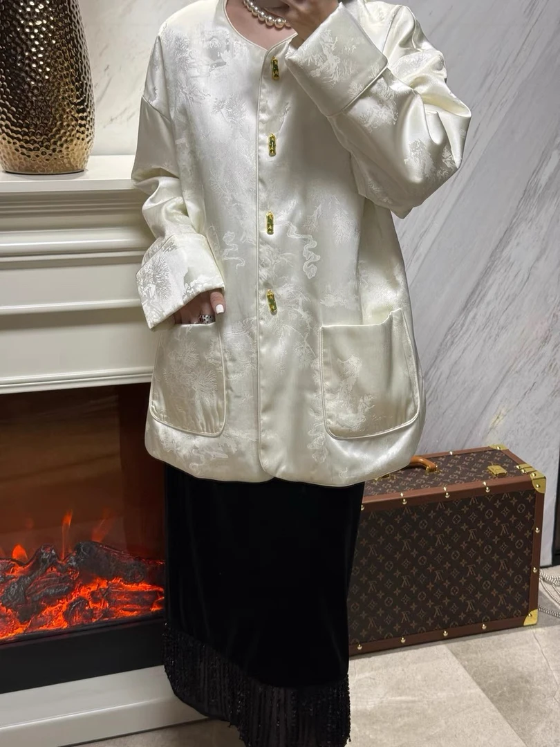 南油朱朱 醋酸提花外套白色粉色207