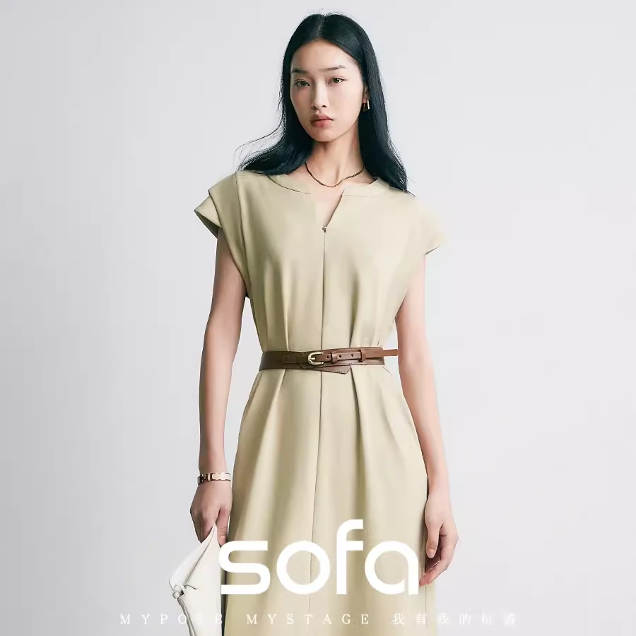 S42L0705378高级感休闲V领连衣裙女24夏季新款收腰显瘦A字小黑裙