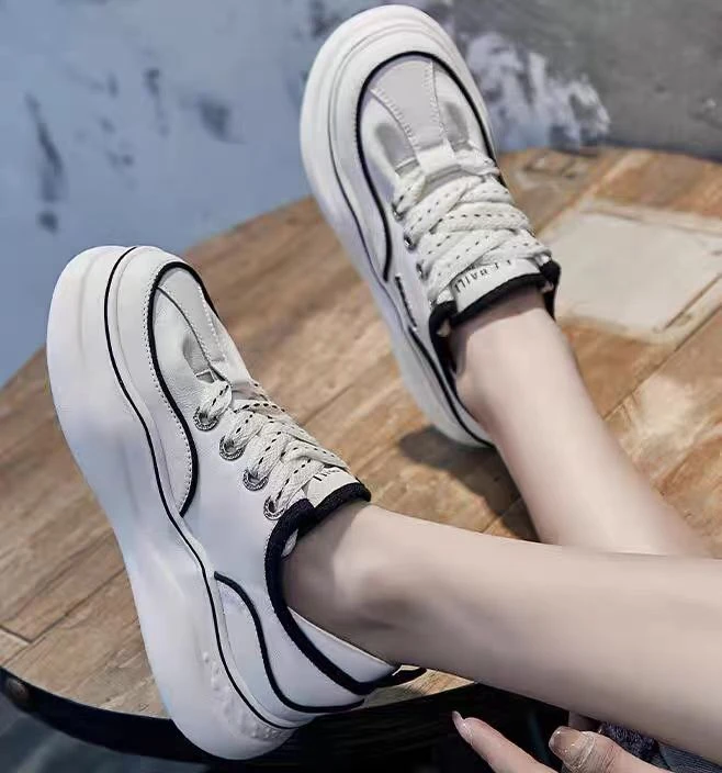 9109女士真皮厚底丑盟板鞋2024新款韩版百搭低帮平底休闲小白鞋