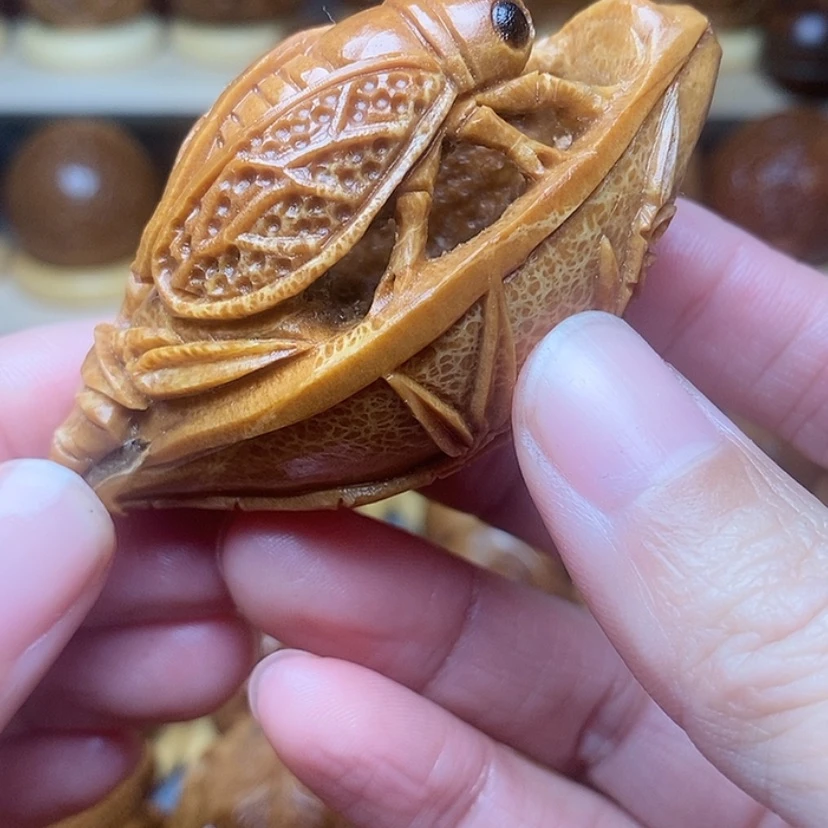 【闪购商品】雕刻木材小*