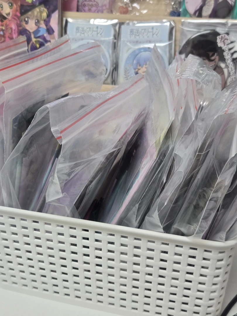 【混池大乱斗】徽章/特典明信片/百元店透卡/立牌/贴纸