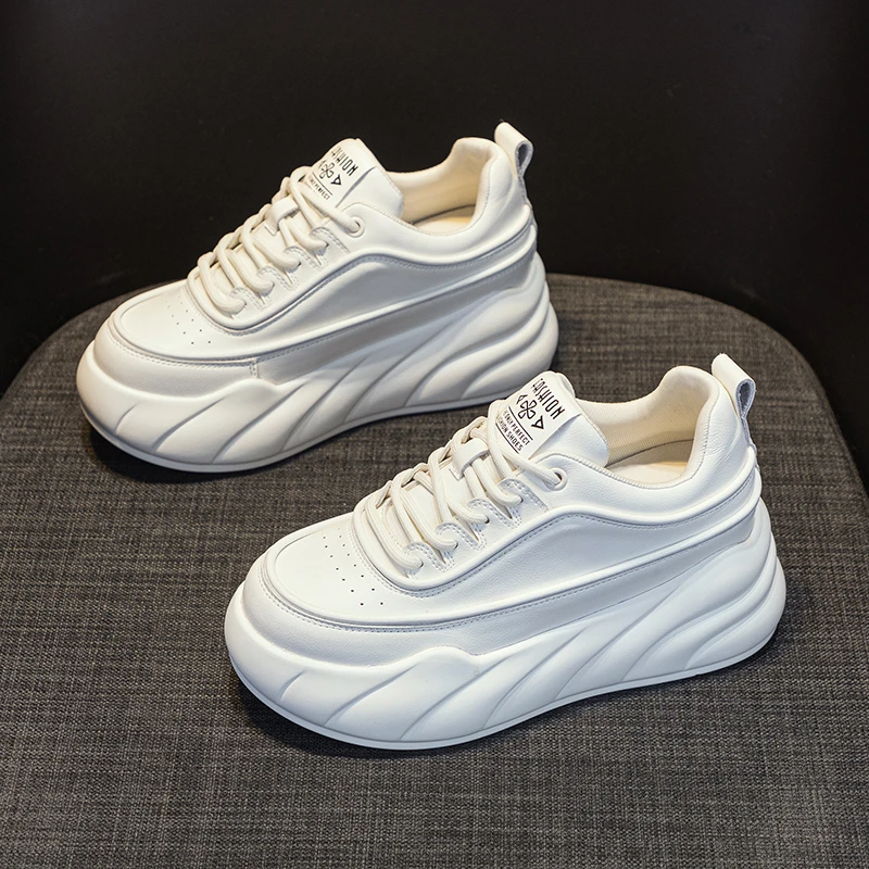 增高7cm 厚底松糕小白鞋女2023秋季新款百搭网红软底小个子休闲鞋