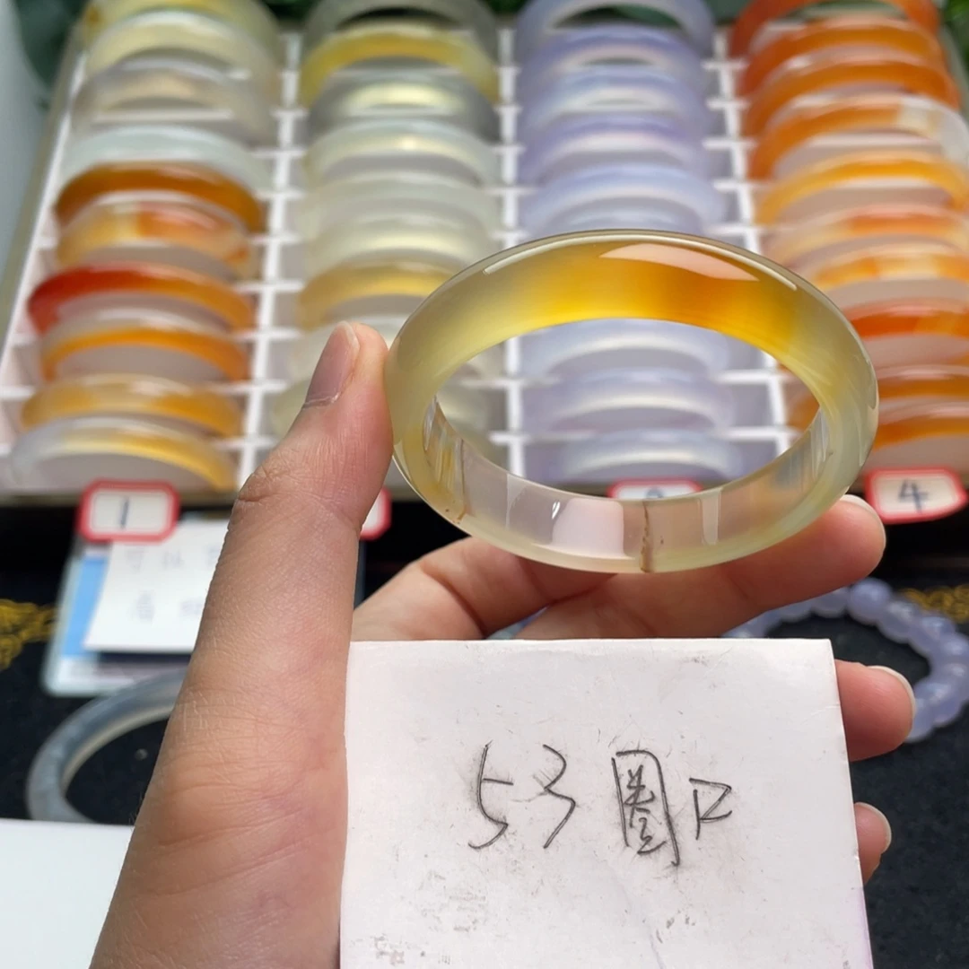 玛瑙/玉髓手镯未镶嵌123有小坑建议勿拍