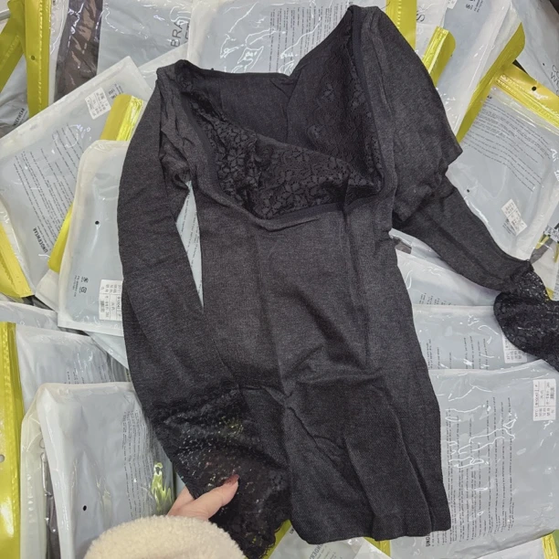 D001女装高货蕾丝保暖女神衣