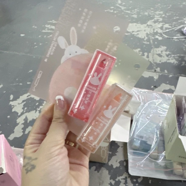 蕾琪水晶温变轻色护唇膏0414