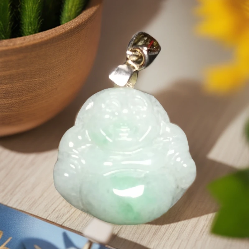 【望龙珠宝】缅甸翡翠A货 迷你飘绿糯种佛公吊坠一件  多样性发其一