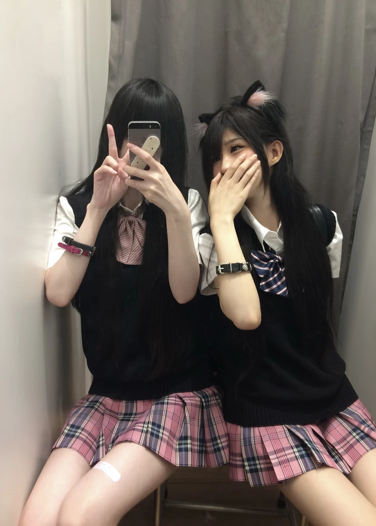 火星家jk制服原创正版日系学院针织毛衣黑心马甲背心ok绷同款春秋