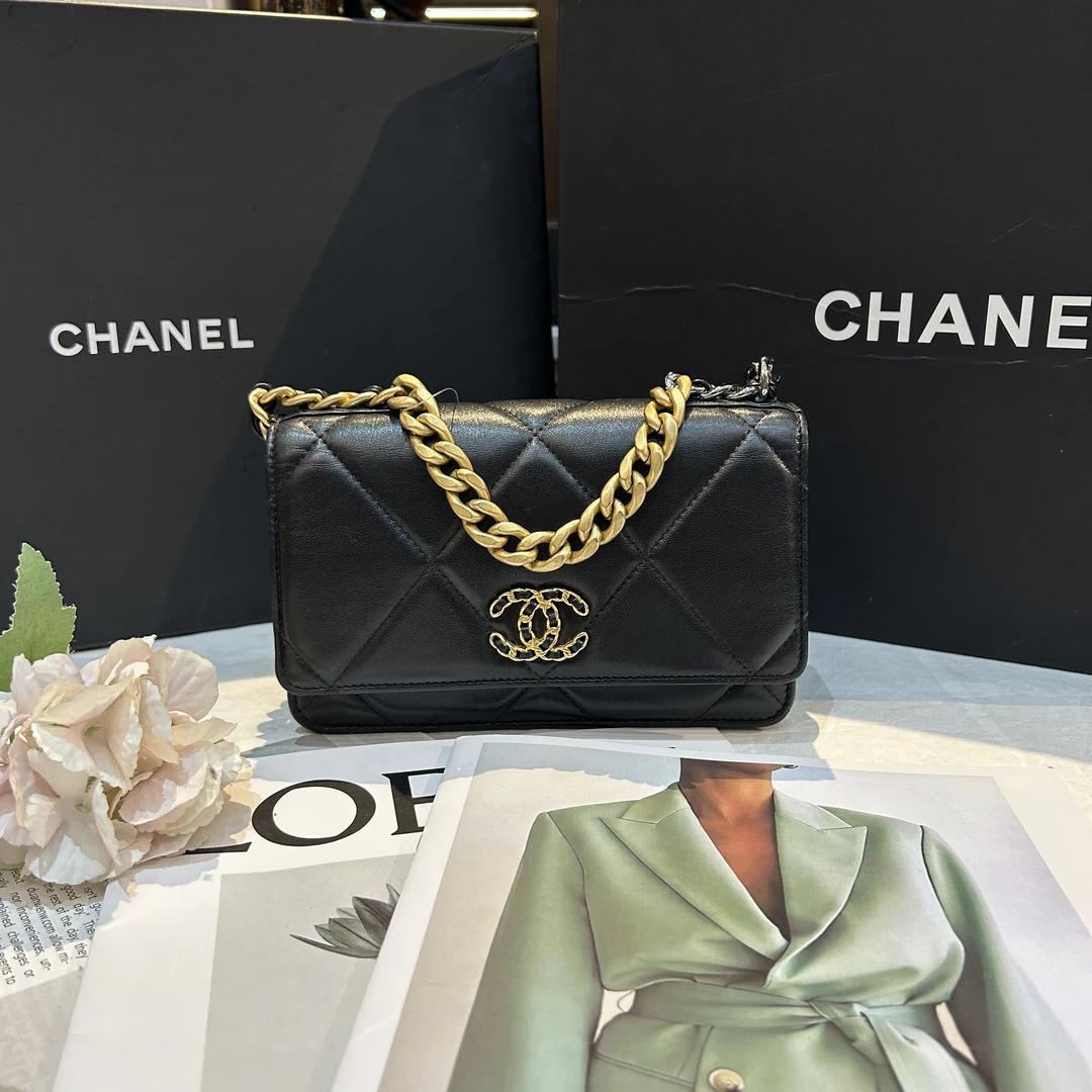 95新 Chanel/香奈儿 香奈儿黑金19woc 24060149-01