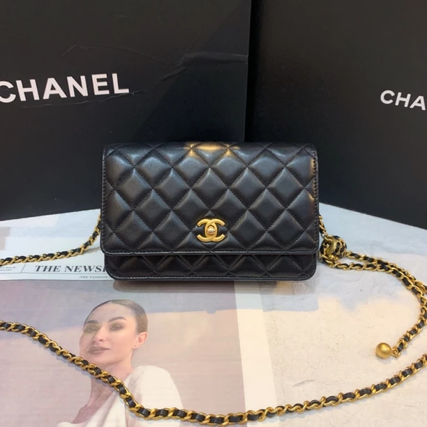 95新 Chanel/香奈儿 Chanel黑金核桃球woc 24050081-08
