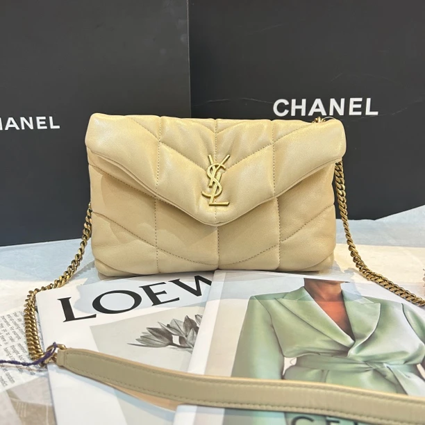 95新 YSL/圣罗兰 YSL奶茶色云朵链条包23110077-01