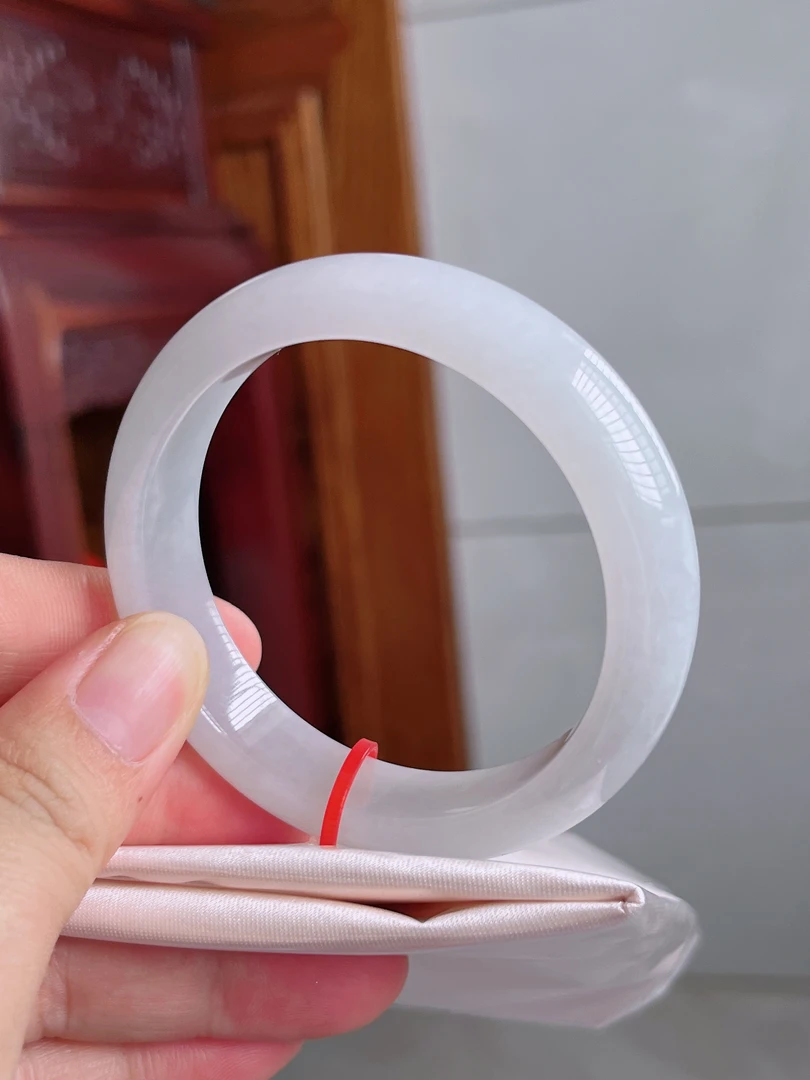 56-57圈冰紫翡翠手镯紫罗兰玉镯紫色精美平安镯