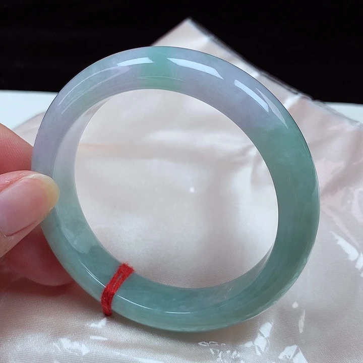 翡翠手镯未镶嵌59圈