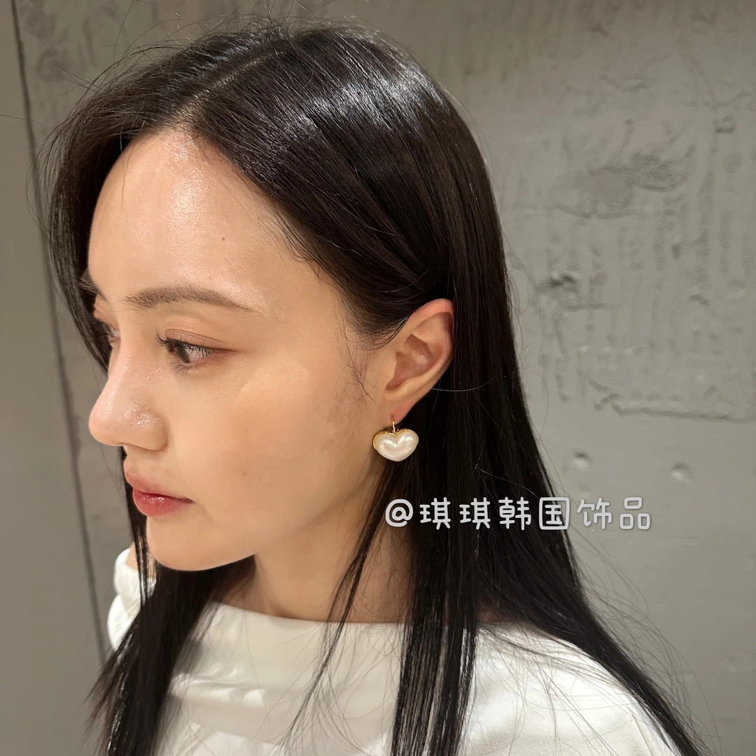 铁合金仿珍珠耳饰 【上新】韩国气质简约白色爱心人鱼姬贝珠耳钉ins