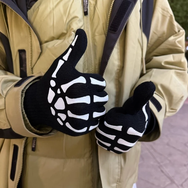 骷髅手骨手套暗黑风针织保暖触屏手指套男女骑行潮