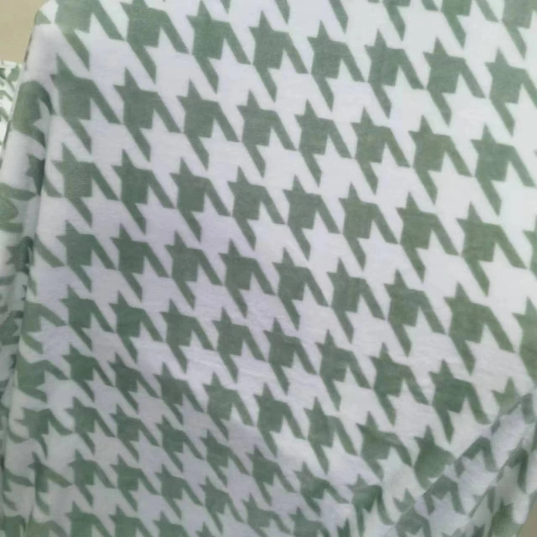 230*230绿色千鸟格加厚牛奶绒云毯加绒d074