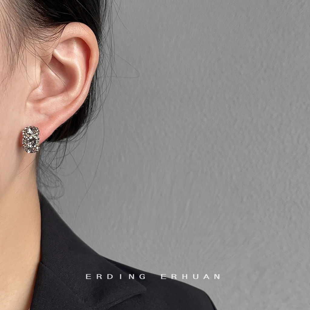 非金属合成锆石耳饰 轻奢高级感实物很闪玻璃水钻耳钉小众耳饰