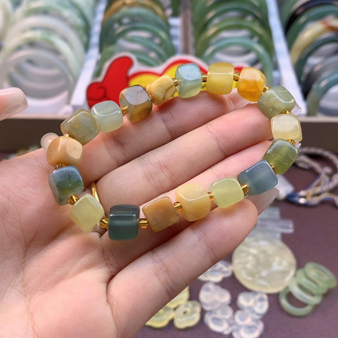 【闪购商品】蛇纹石玉颈饰合金