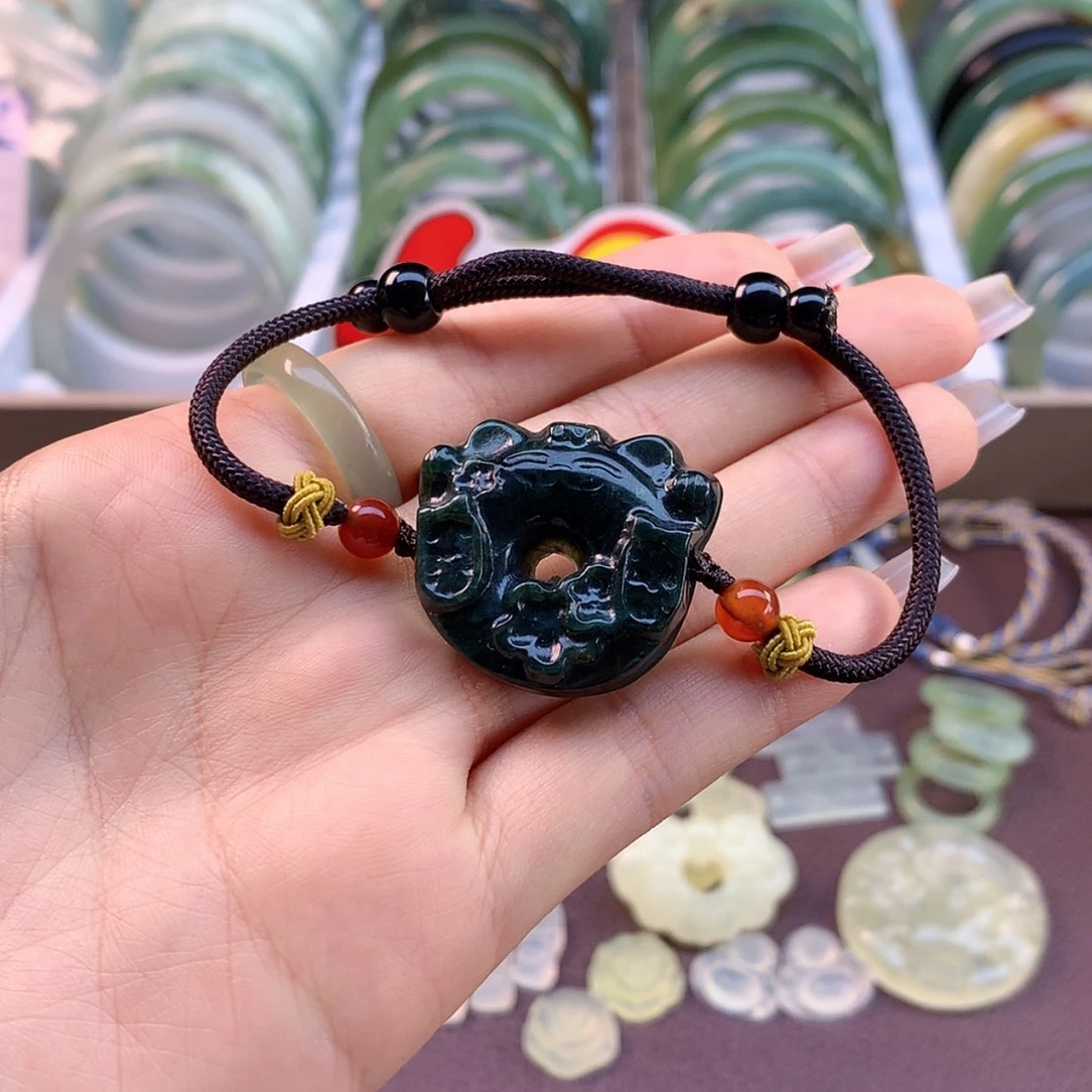 【闪购商品】蛇纹石玉颈饰合金
