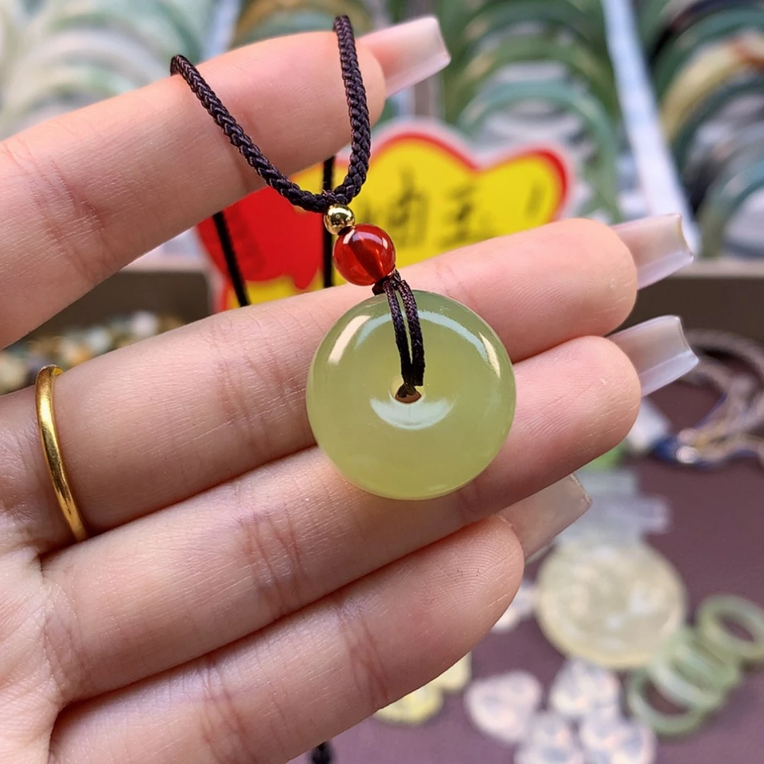 【闪购商品】蛇纹石玉颈饰合金