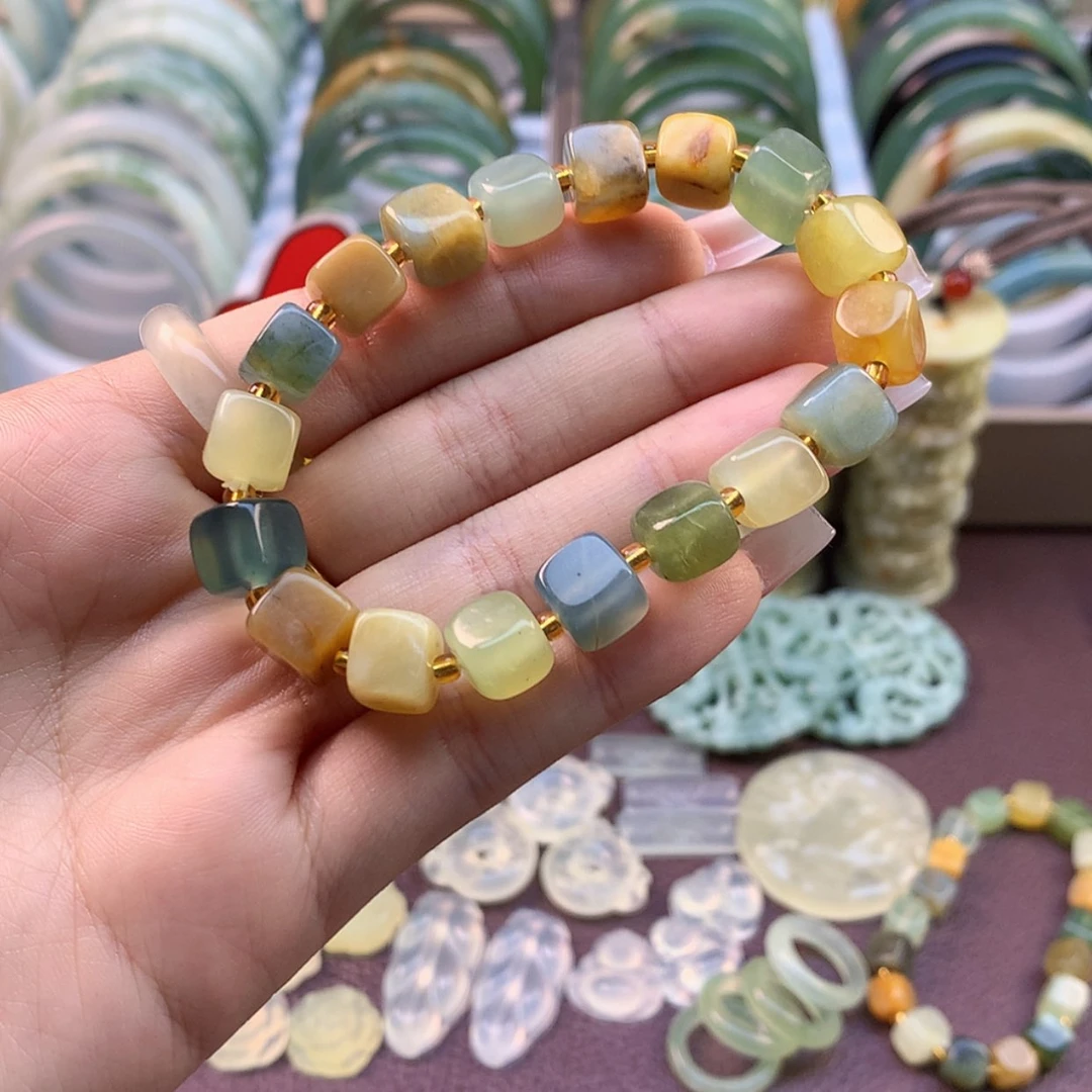 【闪购商品】蛇纹石玉颈饰合金