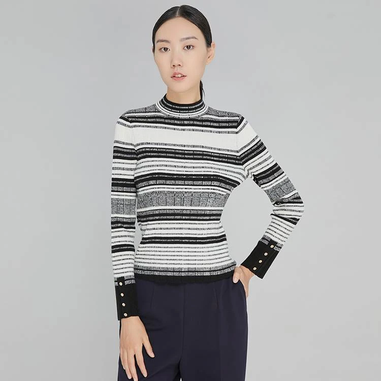LINNIE·Z郦妮女装黑白撞色条纹修身弹力半高领毛衫LDM4SB5147-08