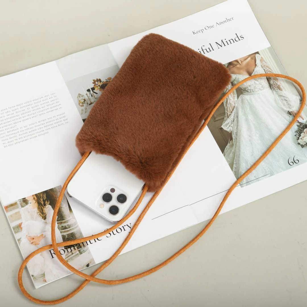 【粉丝补贴】秋冬新款毛毛手机包网红毛绒小包单肩斜挎包迷你包女士