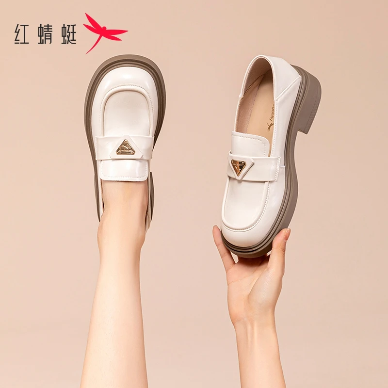 红蜻蜓猪腰子女鞋2023秋季新款时尚百搭粗跟软底白色英伦风单鞋女