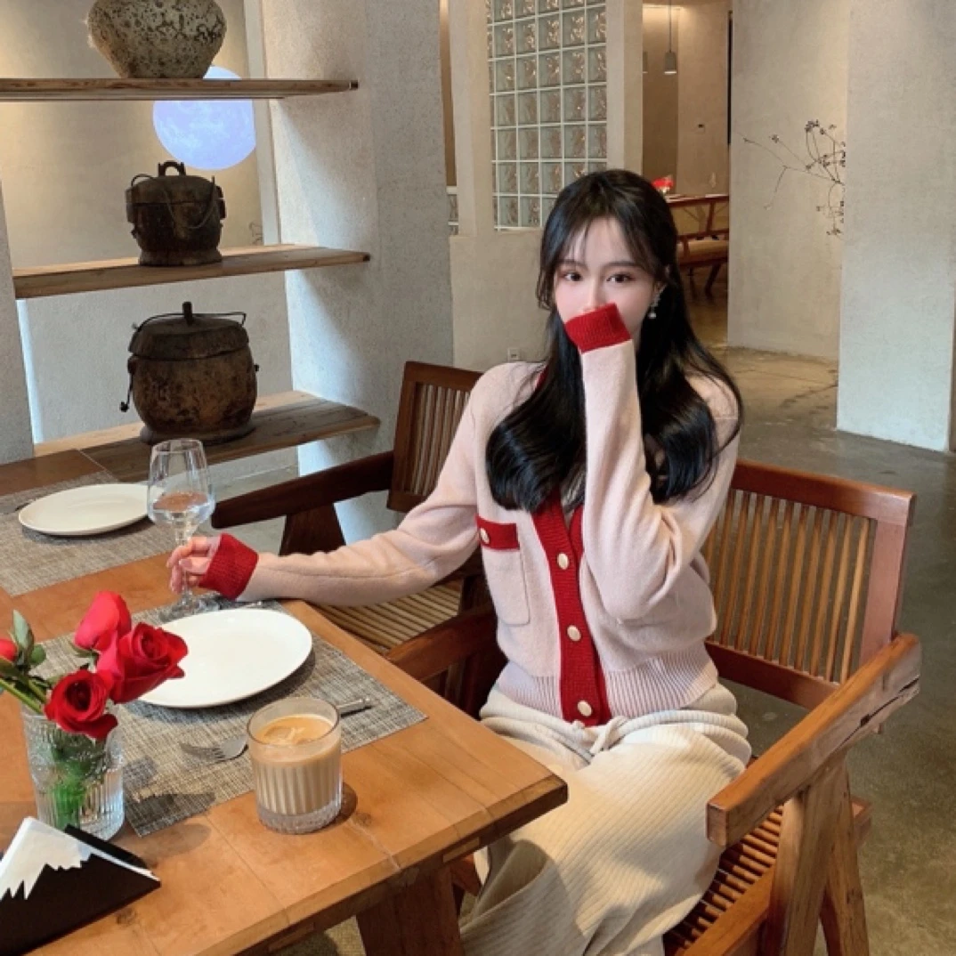 典逅2024新款小香镶边金丝高定秋冬显瘦针织开衫毛衣外套女气质