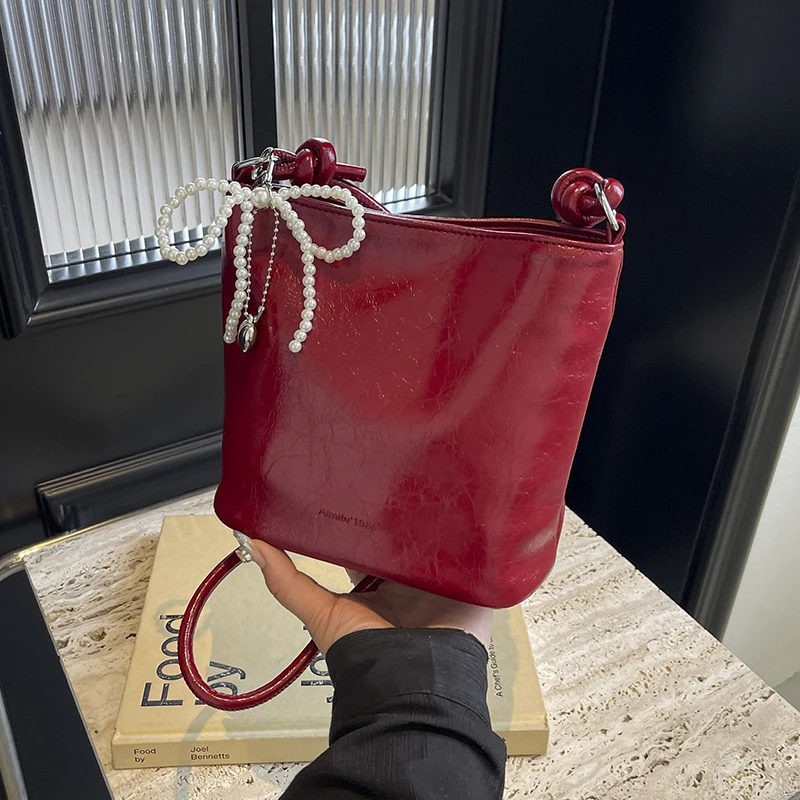 洋气质感2024新款潮流百搭简约时尚单肩包韩版小众设计通勤斜挎包