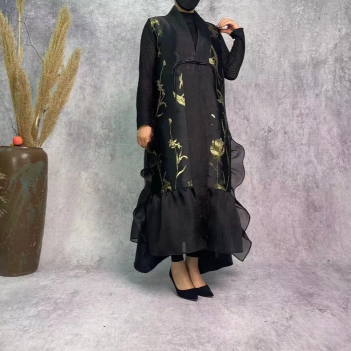 【大海轻奢】Y23114新款黑色刺绣花盘扣拼纱设计师款时尚外披