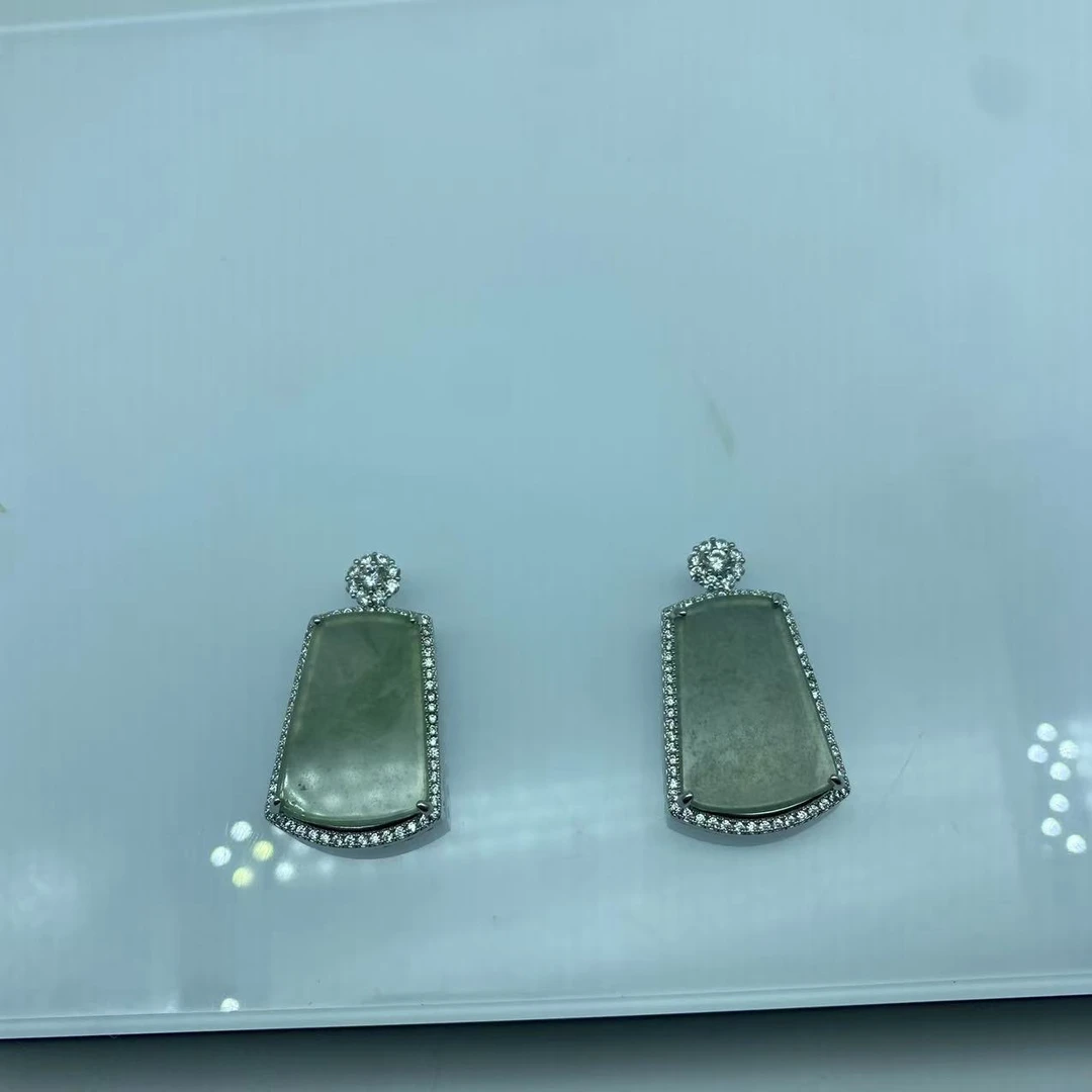 天然A货翡翠吊坠c601-多样性发一