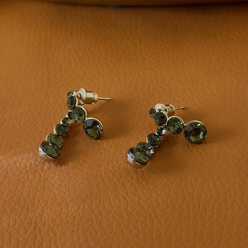 铜合金耳饰 时尚灰色水晶独特耳钉6204