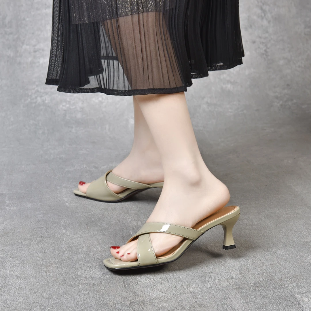 2025新款夏季细跟真皮拖鞋女时尚外穿高跟女士凉拖方头百搭凉拖鞋