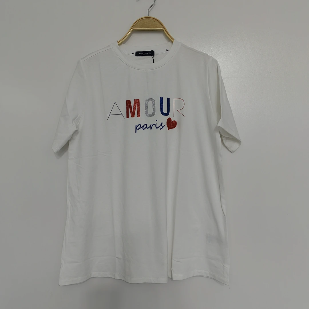 A200   白色女士圆领短袖T恤宽松印花