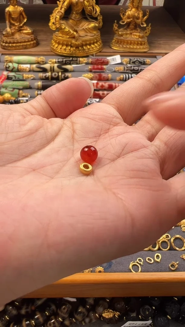 【闪购商品】玛瑙挂件18K金镶嵌4.4m隔片一对