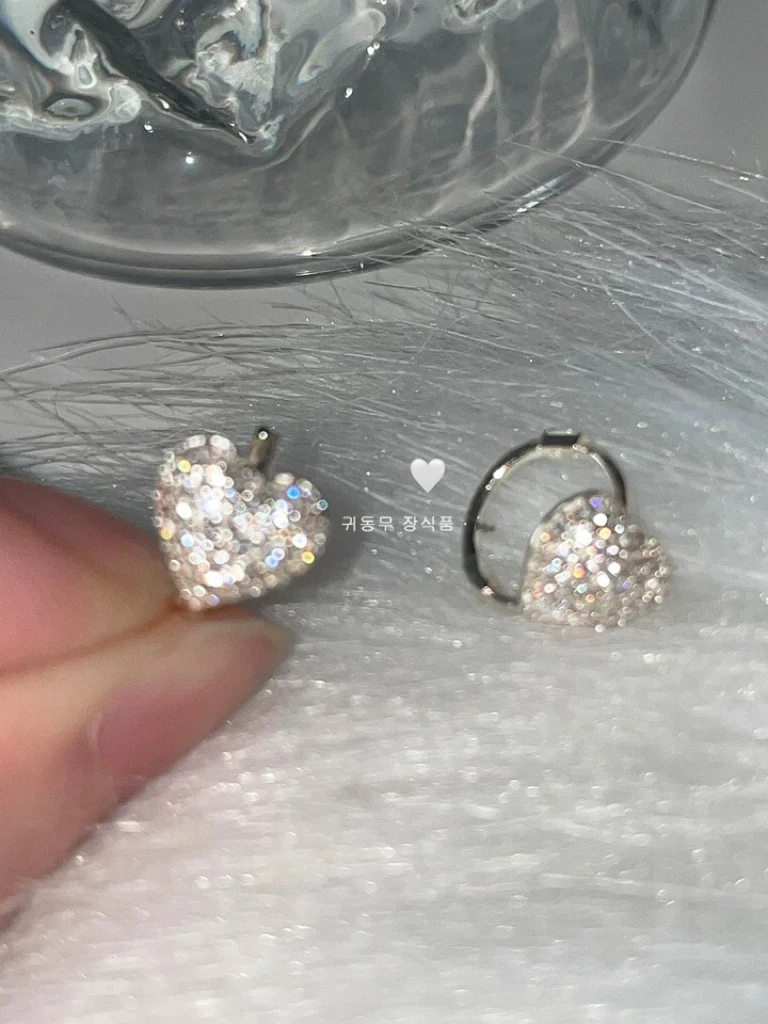 合金耳饰 925银针爱心耳环小众设计高级法式锆石心形ins耳扣耳钉