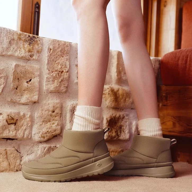 斯凯奇2025秋冬新款女鞋加绒保暖雪地靴厚底增高中筒短靴144136