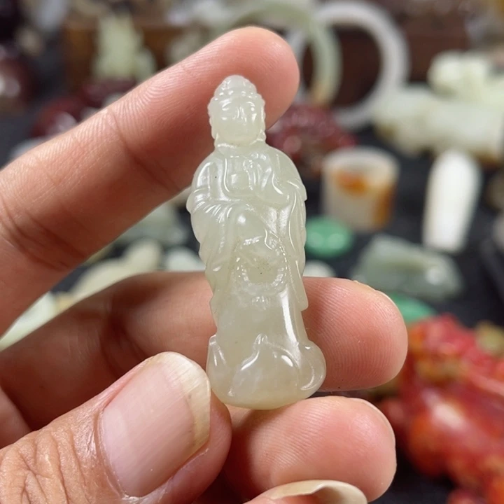 和田玉颈饰未镶嵌淡
